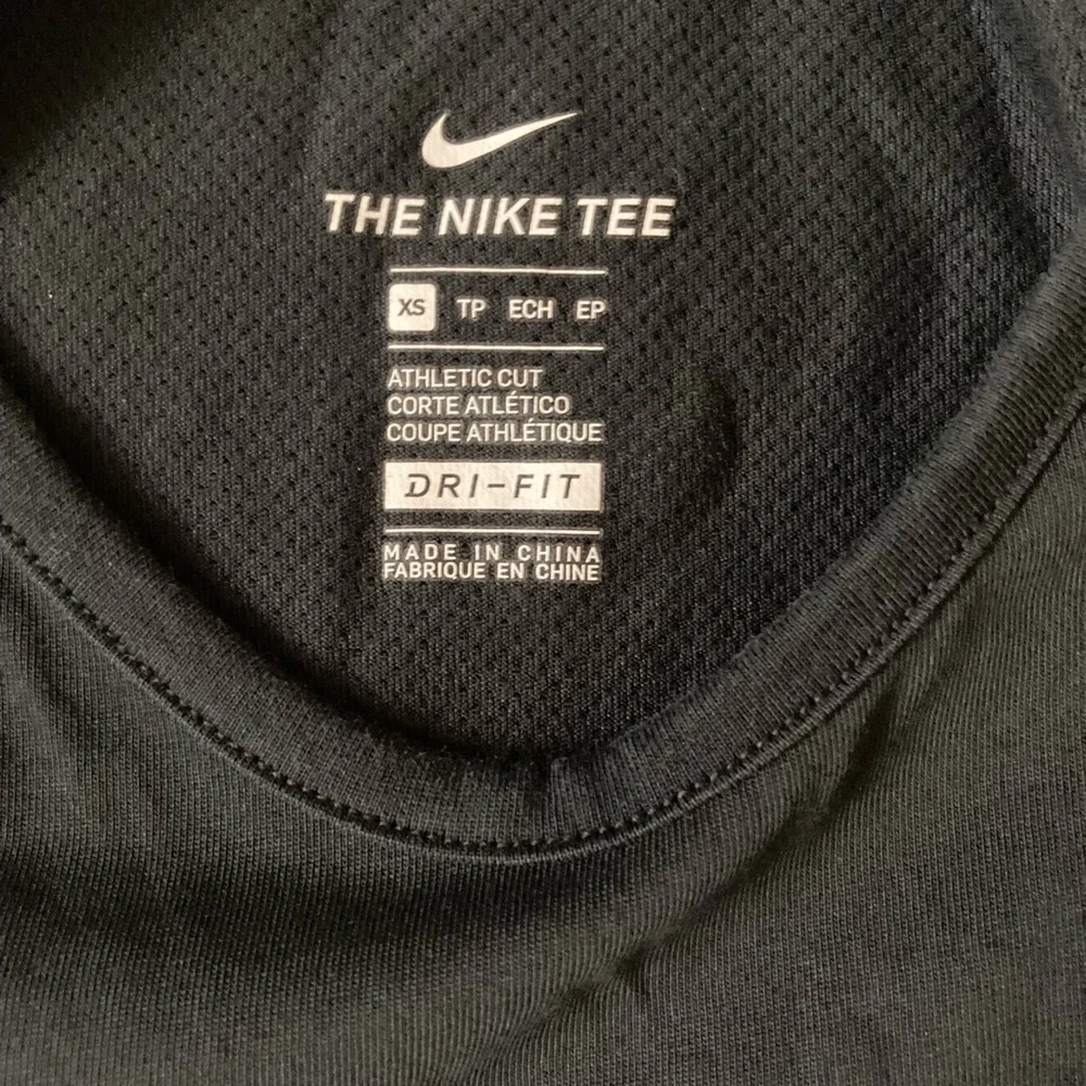 Nike “Just Do It” Tank Top - Picture 3 of 3